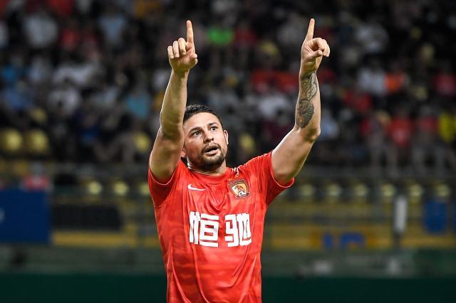 乐鱼官网-【中超】艾克森2球洛国富绝杀无效 广州德比3比3